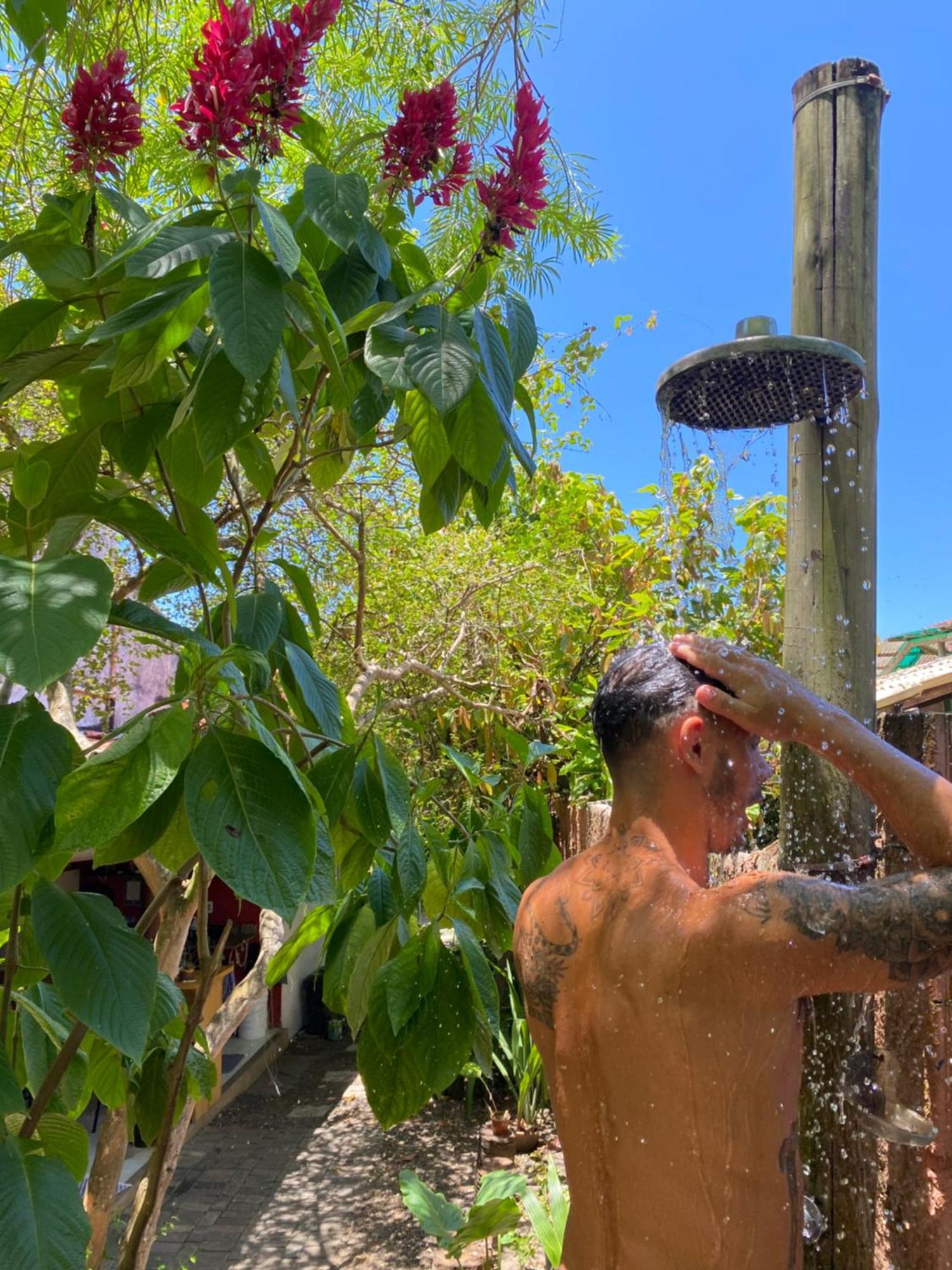 Tropicalia Hostel E Pousada イタカレ エクステリア 写真